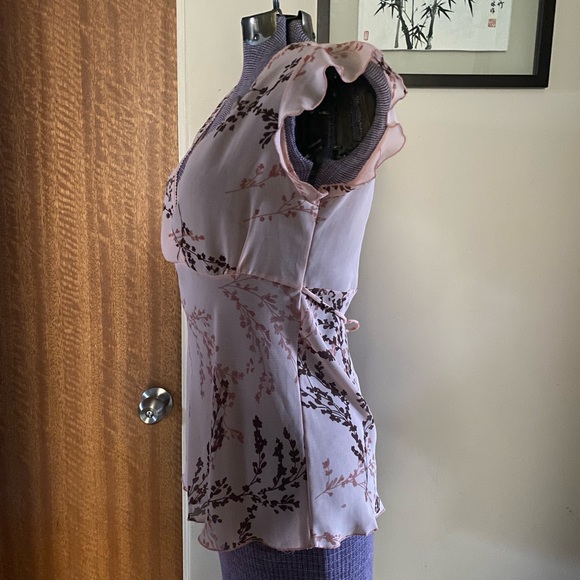 🎄 2/$20🎄 Forever 21 blouse - Picture 4 of 4